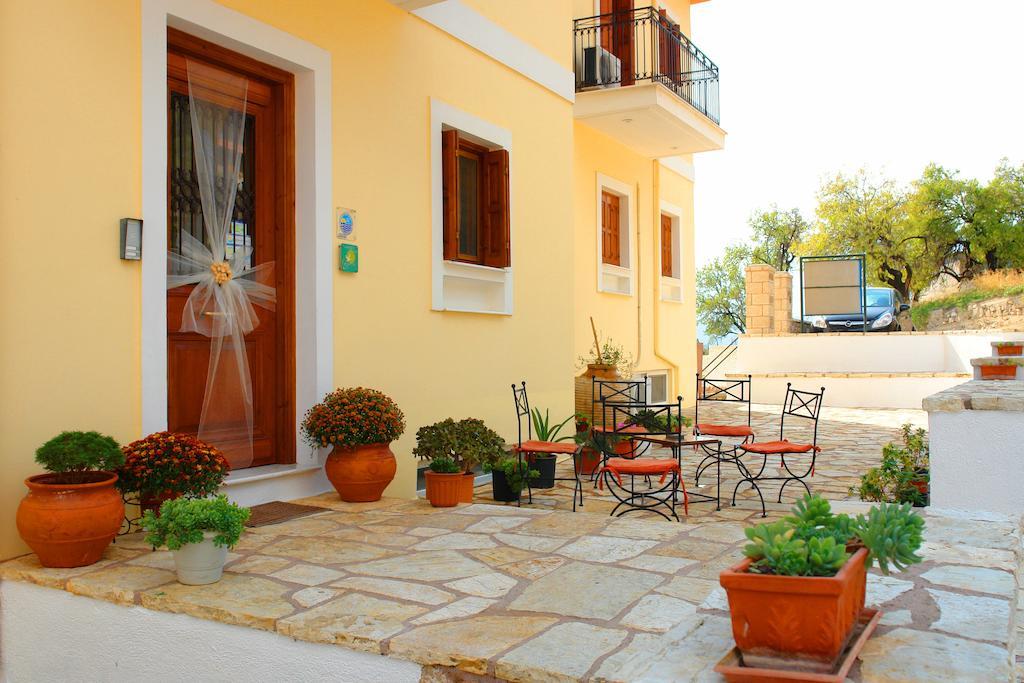 Xenonas Chrisso Hotel Delphi Exterior foto